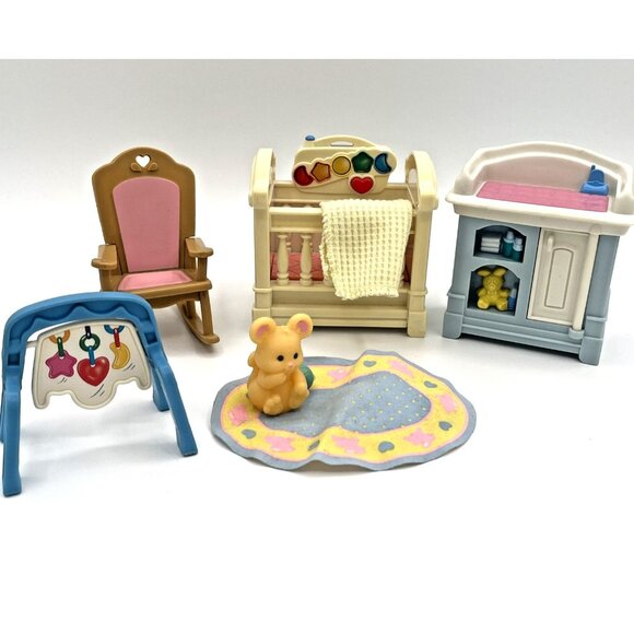 Vintage Fisher Price Loving Family Newborn Nursery # 74807 -1999 Complete - Picture 1 of 16